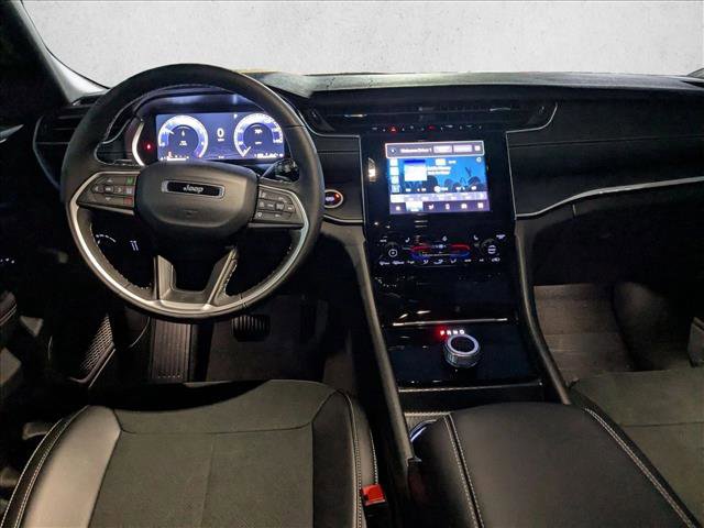 New 2025 Jeep Grand Cherokee L Altitude image 15