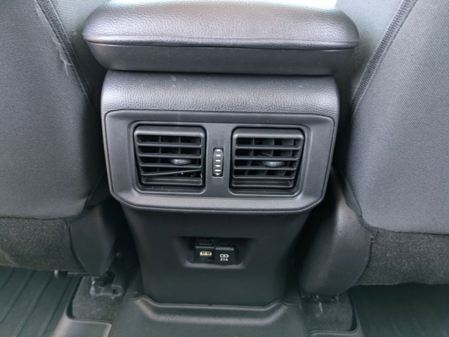 Used 2021 Toyota RAV4 XLE image 18