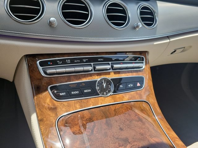 Used 2019 Mercedes-Benz E 300 4MATIC image 22