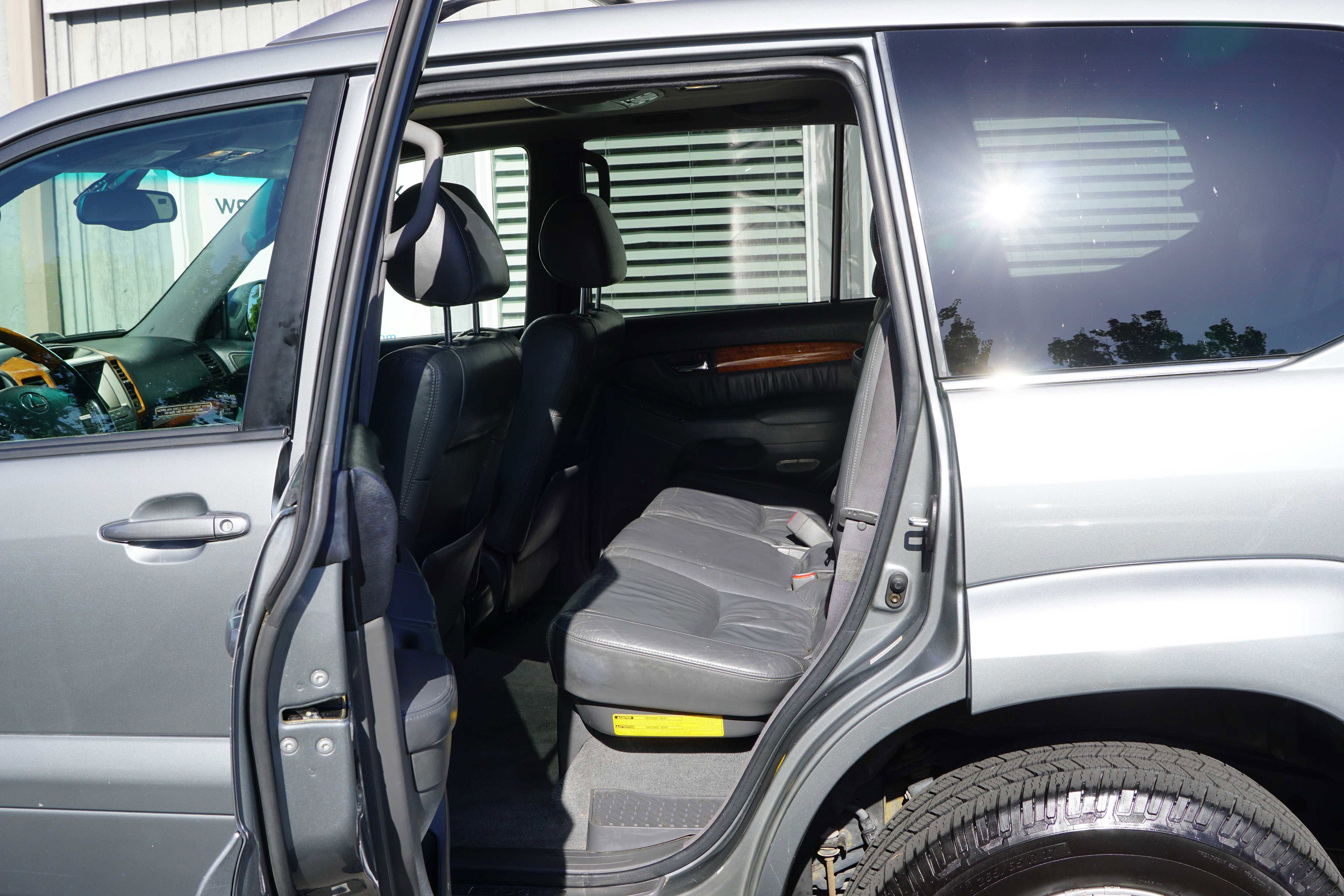 Used 2004 Lexus GX 470 AWD/4WD image 28