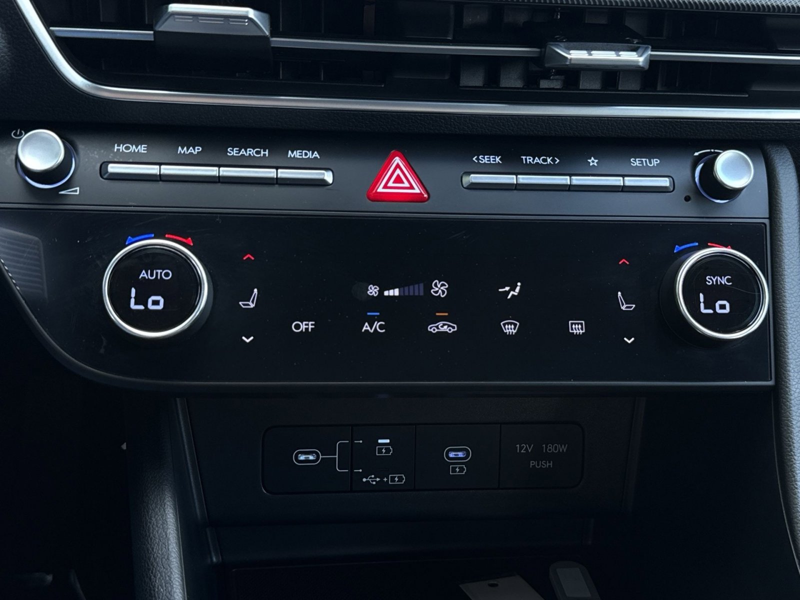 Certified 2024 Hyundai Sonata SEL FWD image 20