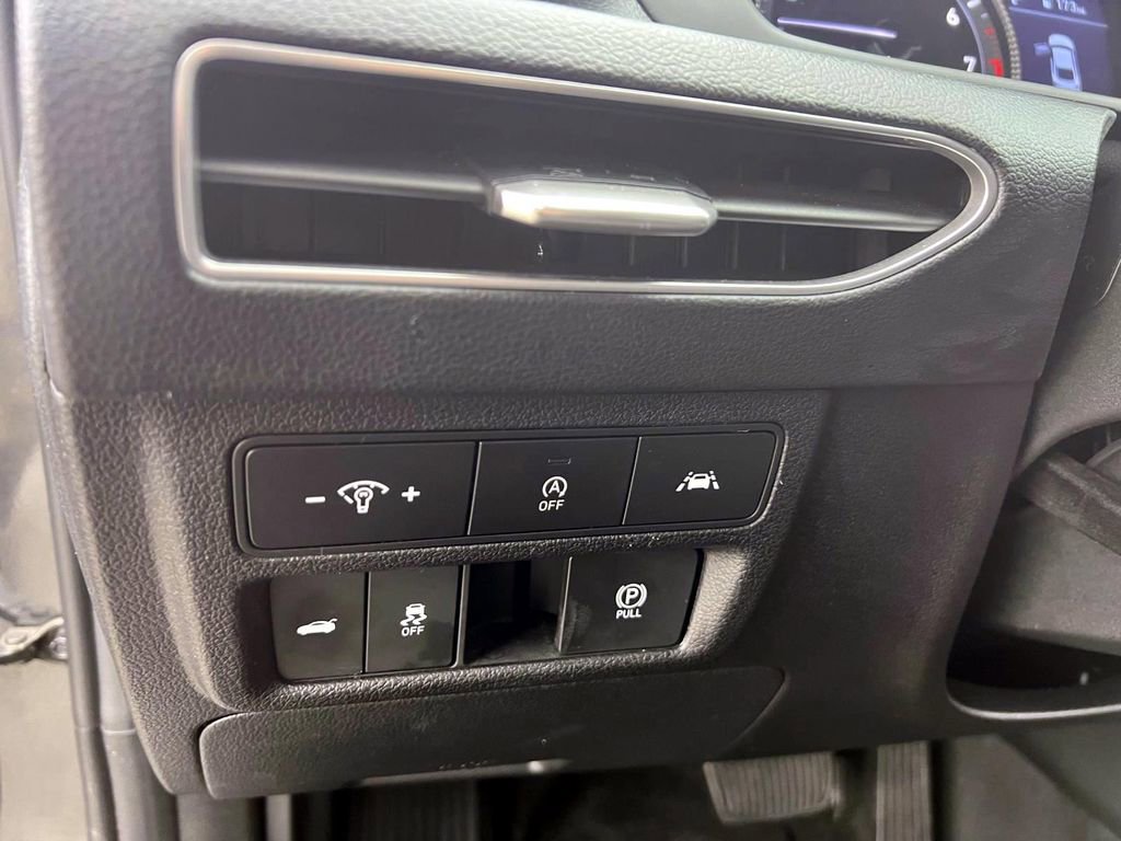 Certified 2022 Hyundai Sonata SE w/ Cargo Package image 15