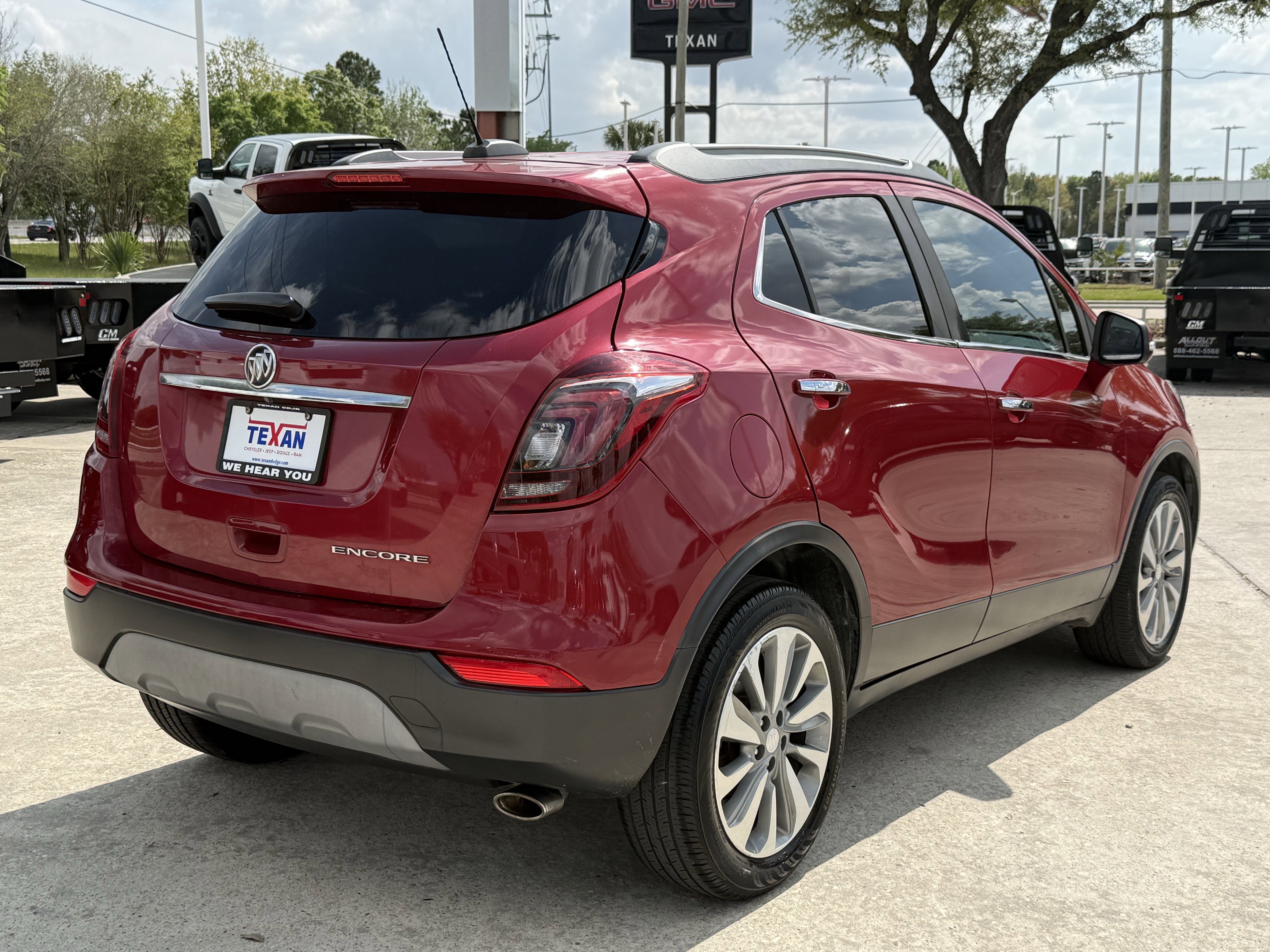 Used 2019 Buick Encore Preferred image 5