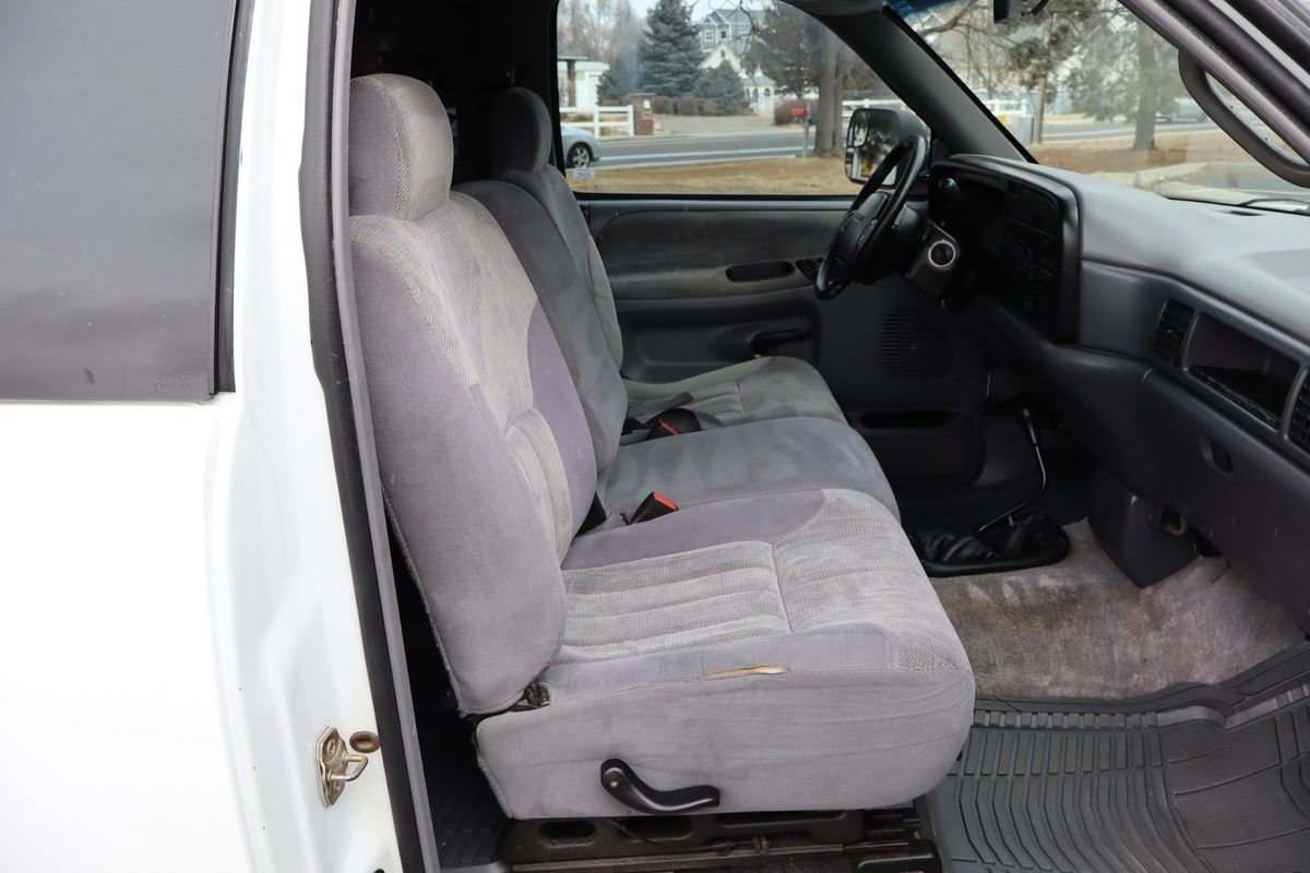Used 1997 Dodge Ram 3500 Truck ST image 21