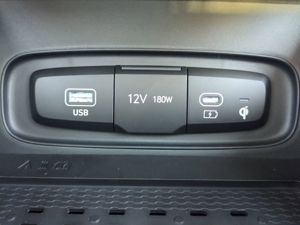New 2026 Hyundai Venue SEL image 27
