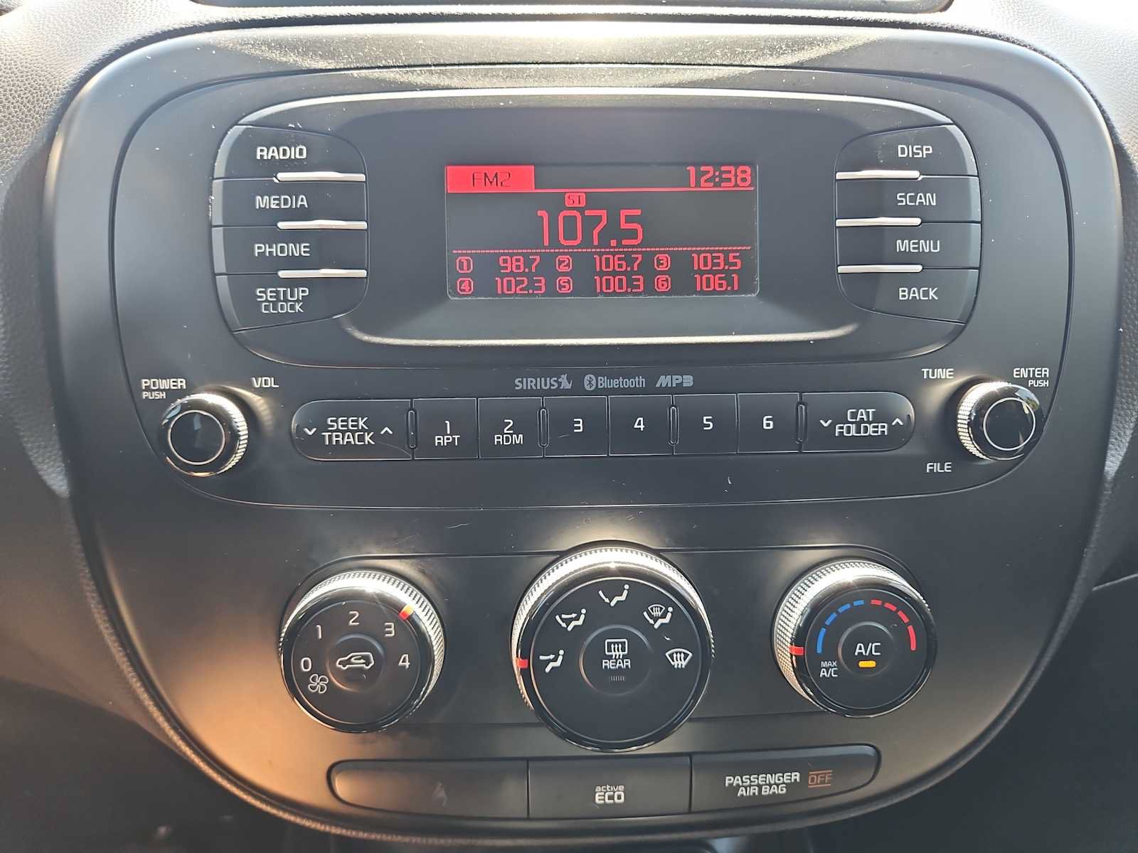 Used 2016 Kia Soul FWD image 17