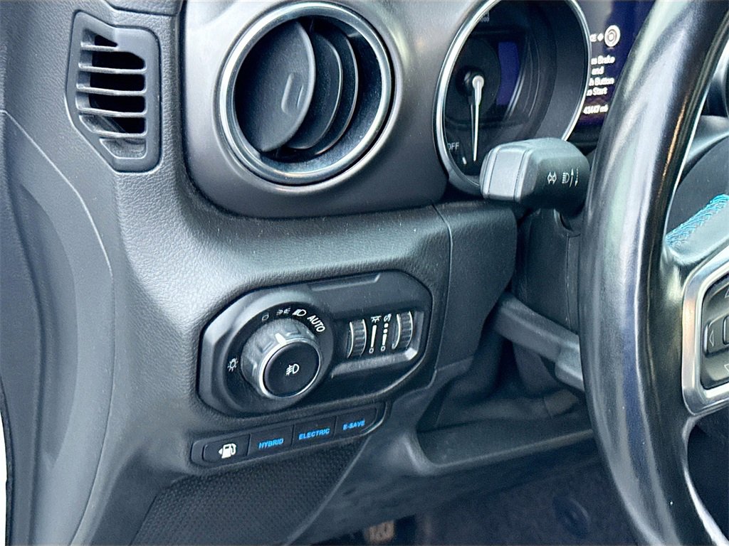 Used 2021 Jeep Wrangler Unlimited Rubicon 4xe w/ Cold Weather Group image 11