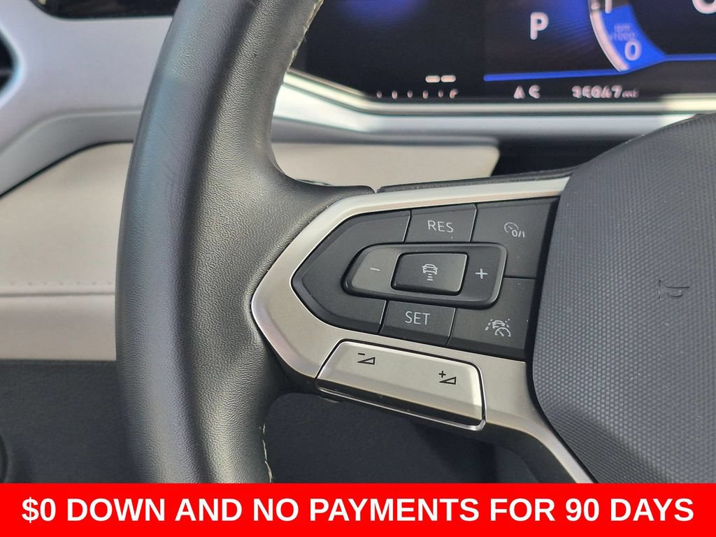 Used 2025 Volkswagen Taos SE FWD image 19