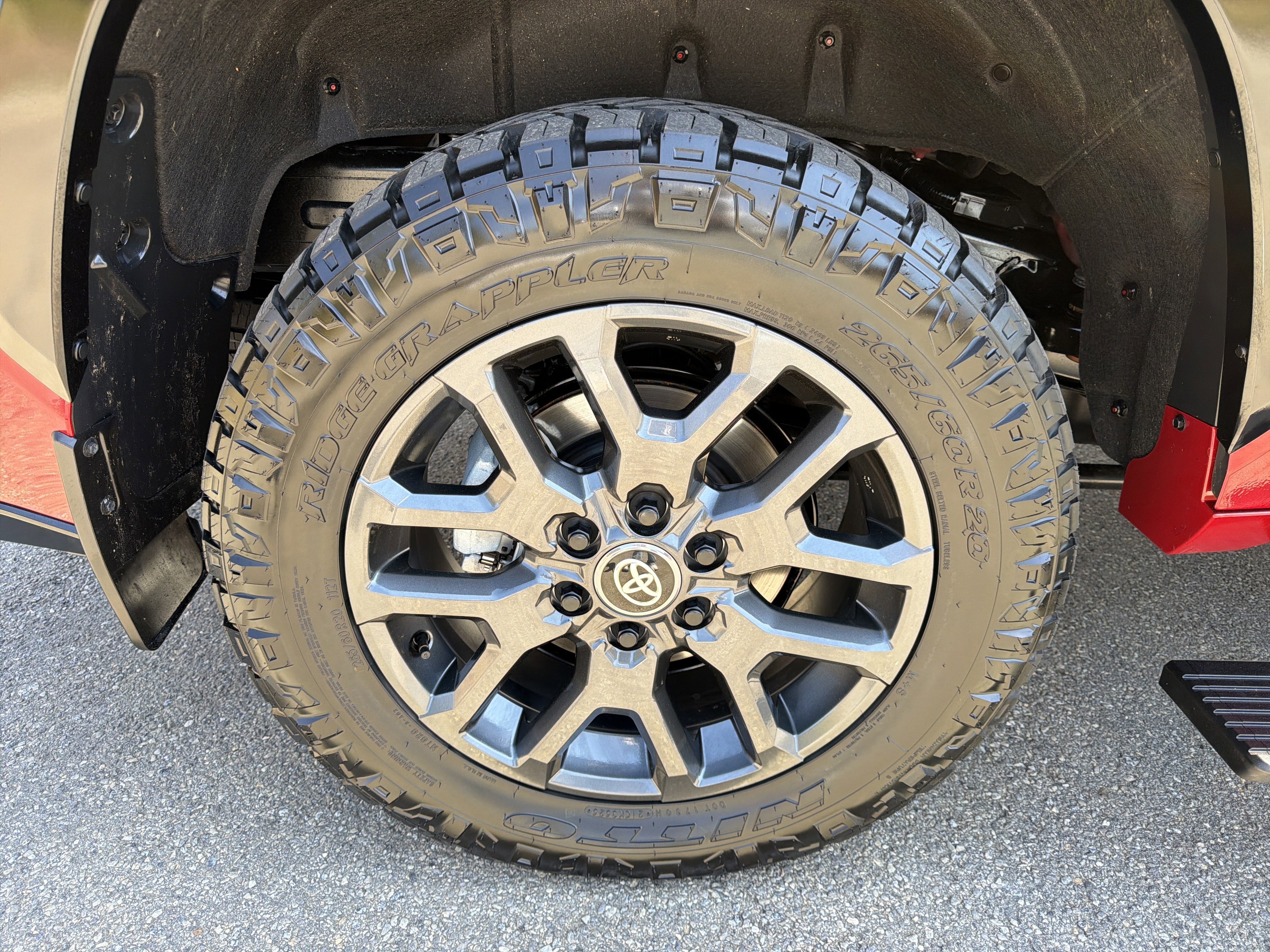 Used 2026 Toyota Sequoia Platinum image 18