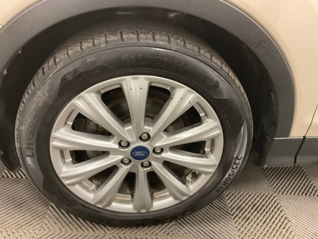 Used 2017 Ford Escape Titanium image 15