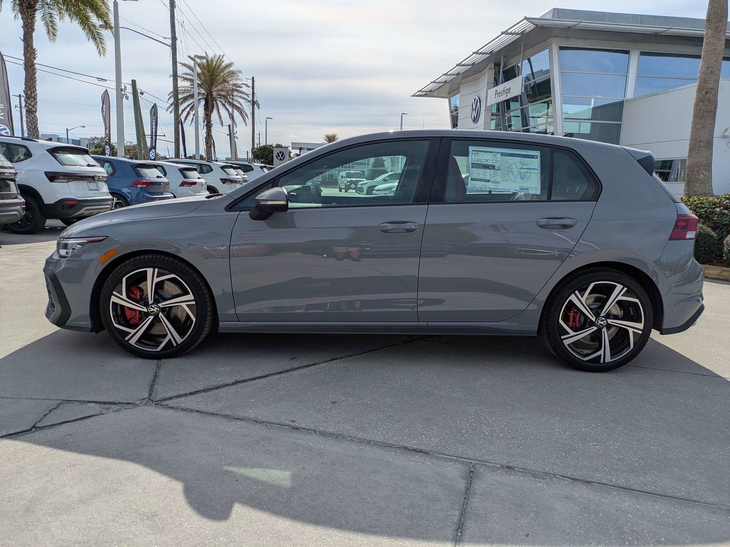 New 2026 Volkswagen GTI SE FWD image 7