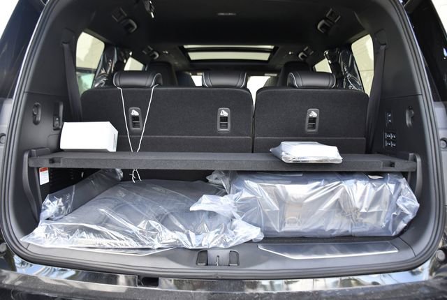 New 2026 INFINITI QX80 Autograph w/ Premium Cargo Package image 40