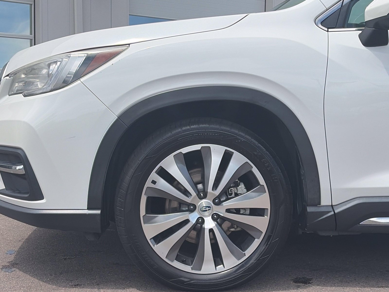 Used 2019 Subaru Ascent Limited AWD/4WD image 10