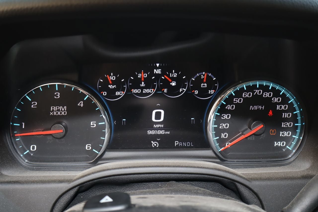 Used 2019 Chevrolet Suburban Premier AWD/4WD image 11