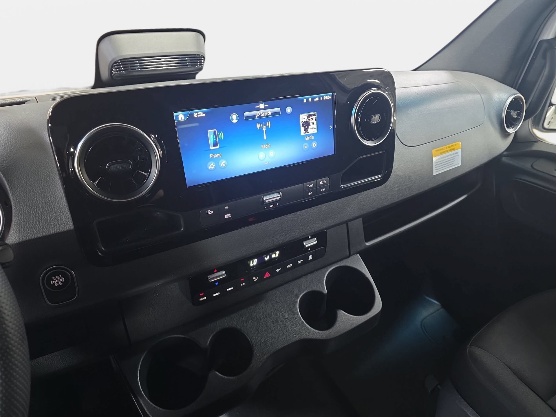 Used 2025 Mercedes-Benz Sprinter 2500 image 19