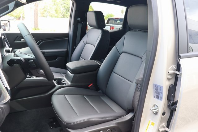 New 2026 GMC Canyon Elevation w/ Convenience Package image 12