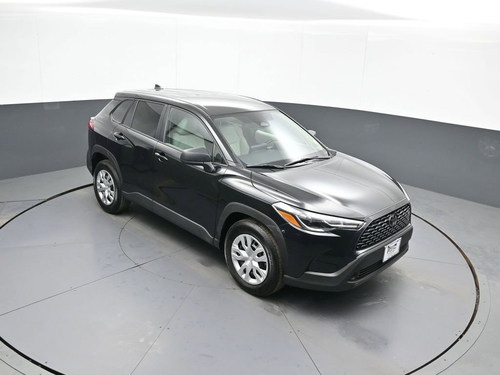 Certified 2025 Toyota Corolla Cross L image 35