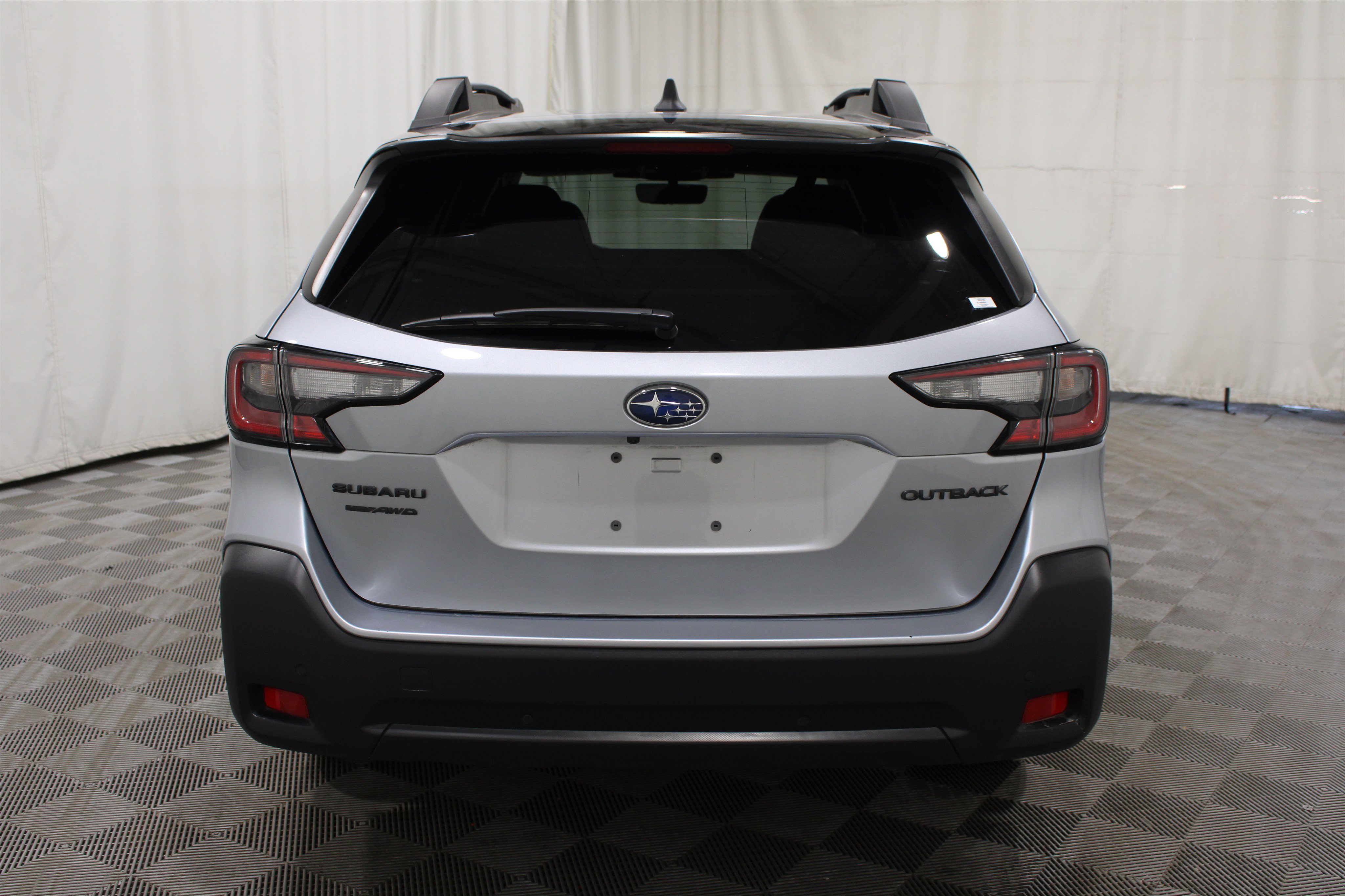 Used 2025 Subaru Outback Onyx Edition AWD/4WD image 17