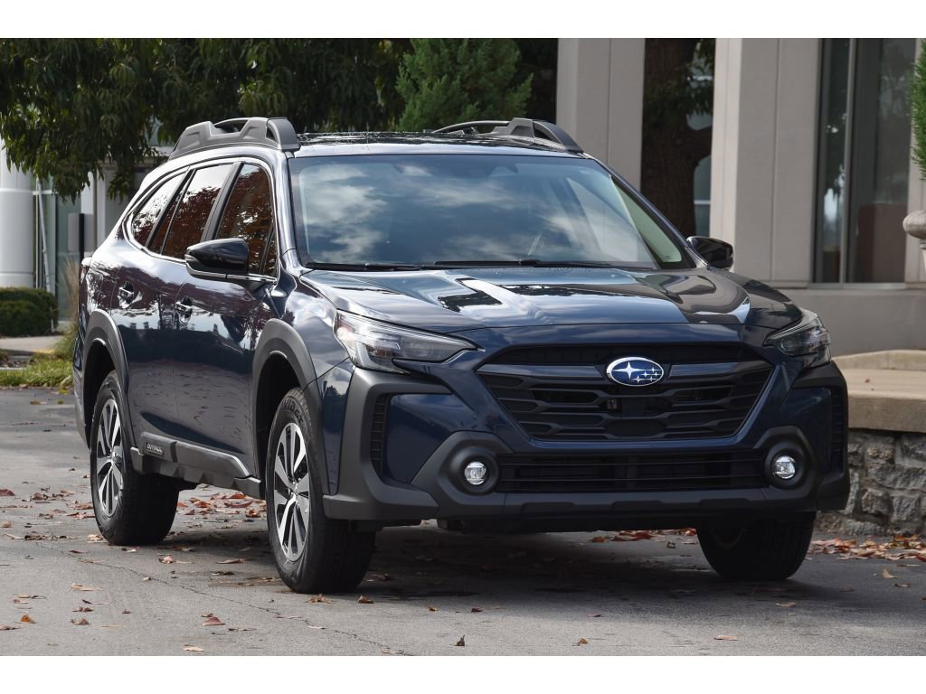 Certified 2025 Subaru Outback Premium w/ Popular Package #1A image 2