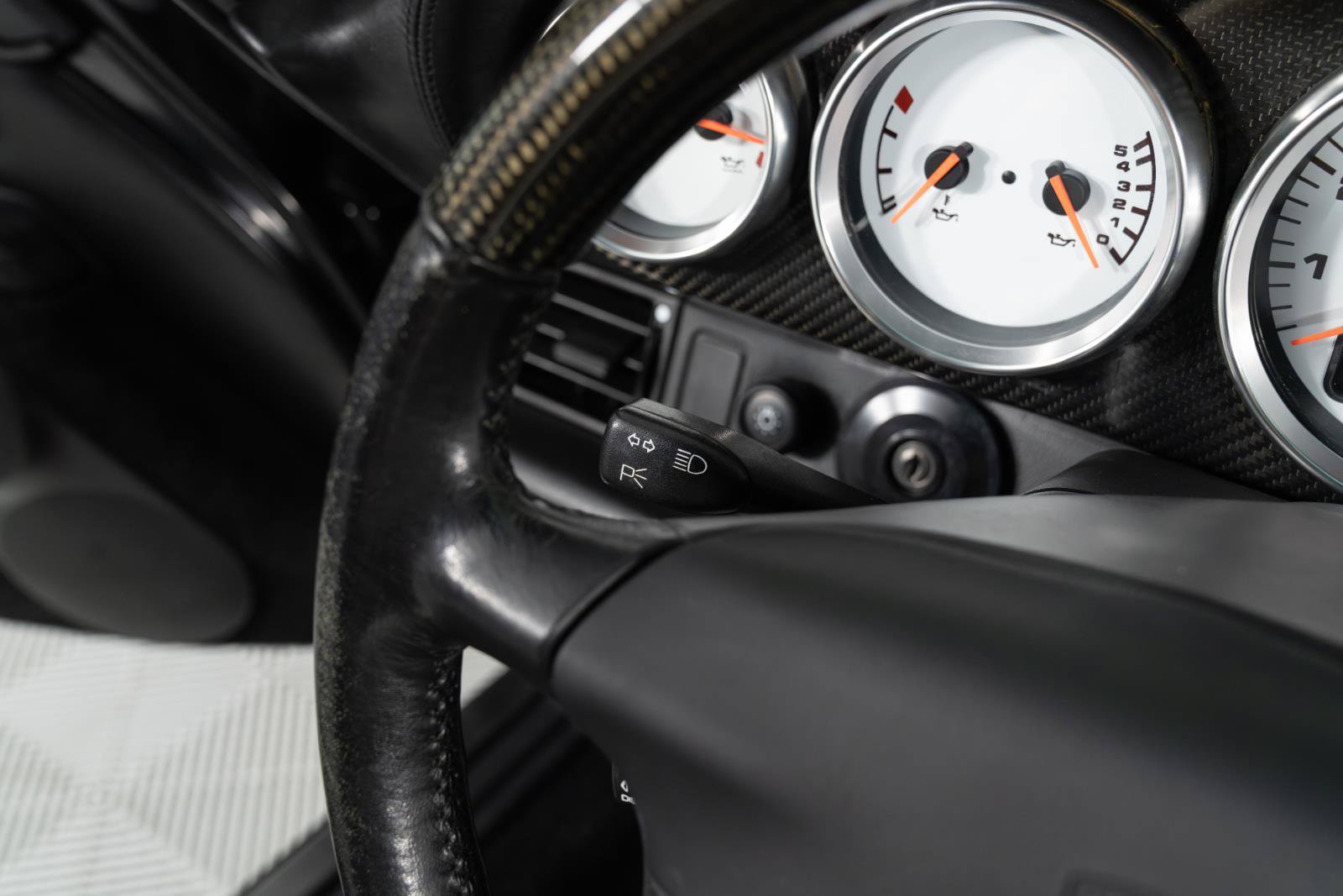 Used 1996 Porsche 911 Turbo RWD image 35