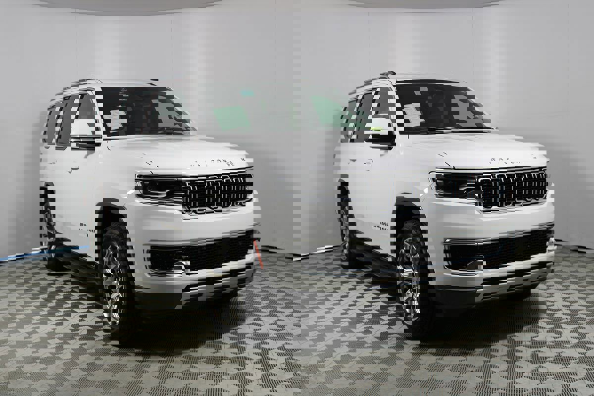 Used 2022 Jeep Wagoneer Series II image 45