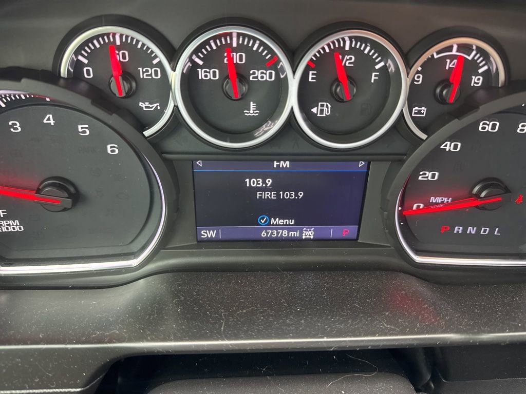 Used 2020 Chevrolet Silverado 1500 RST AWD/4WD image 25