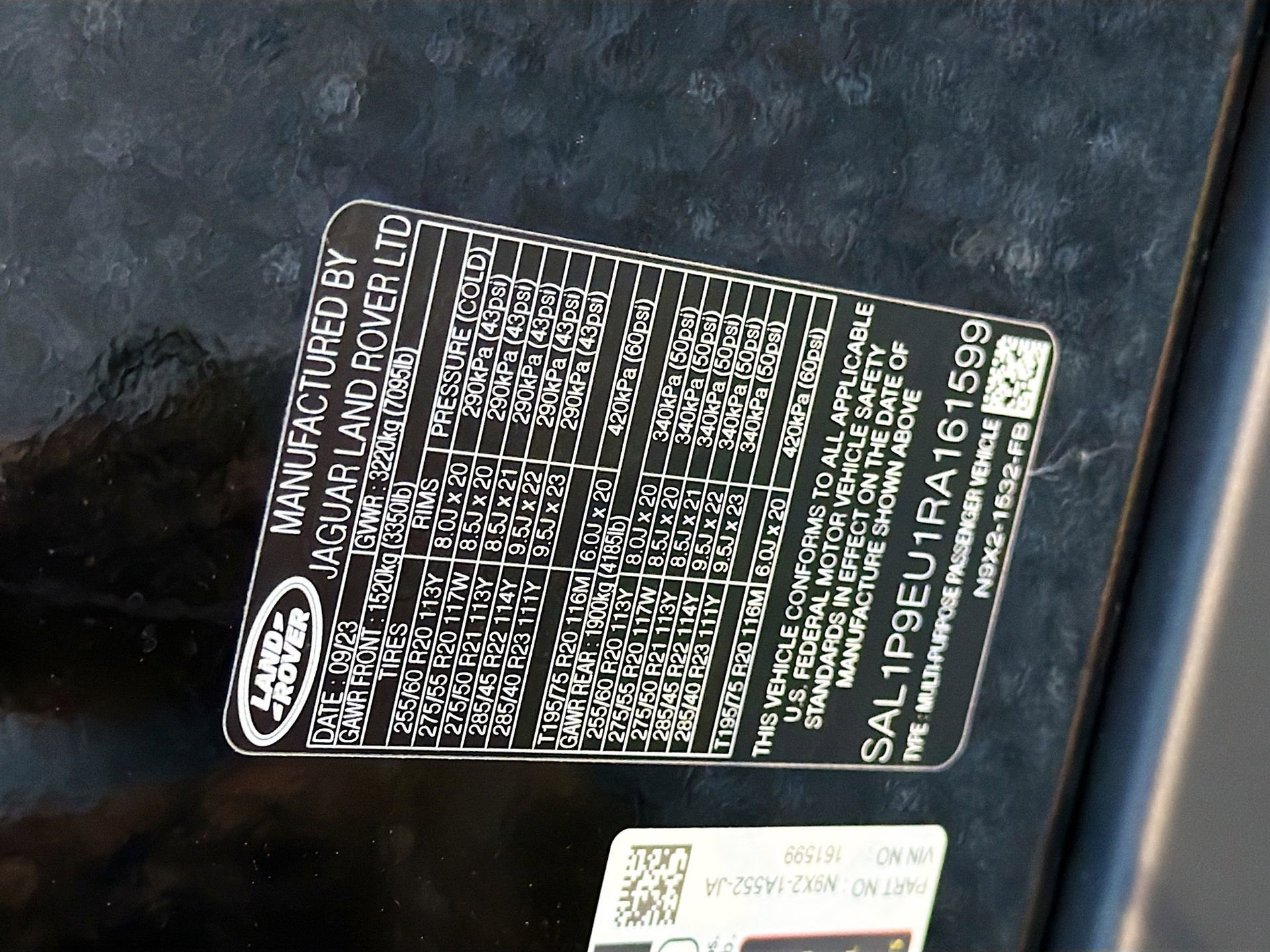 Used 2024 Land Rover Range Rover Sport SE image 46