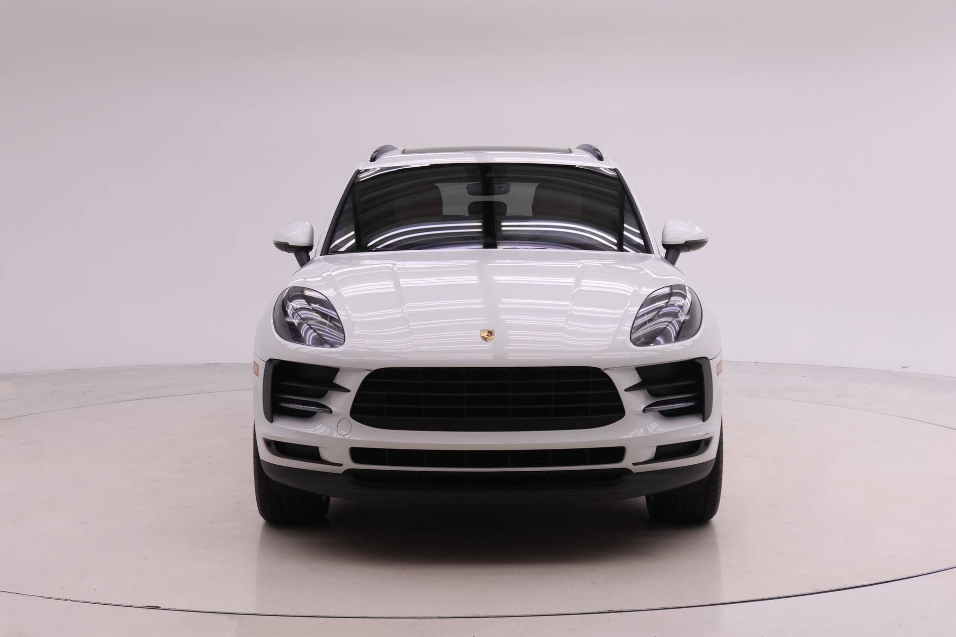Used 2020 Porsche Macan image 8