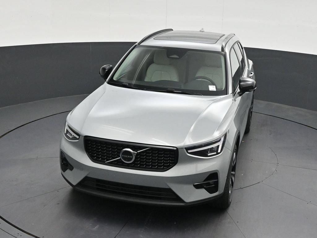 New 2026 Volvo XC40 B5 Plus w/ Protection Package Premier AWD/4WD image 20
