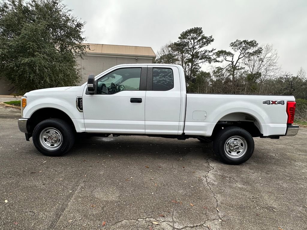 Used 2017 Ford F250 XL w/ Power Equipment Group image 25