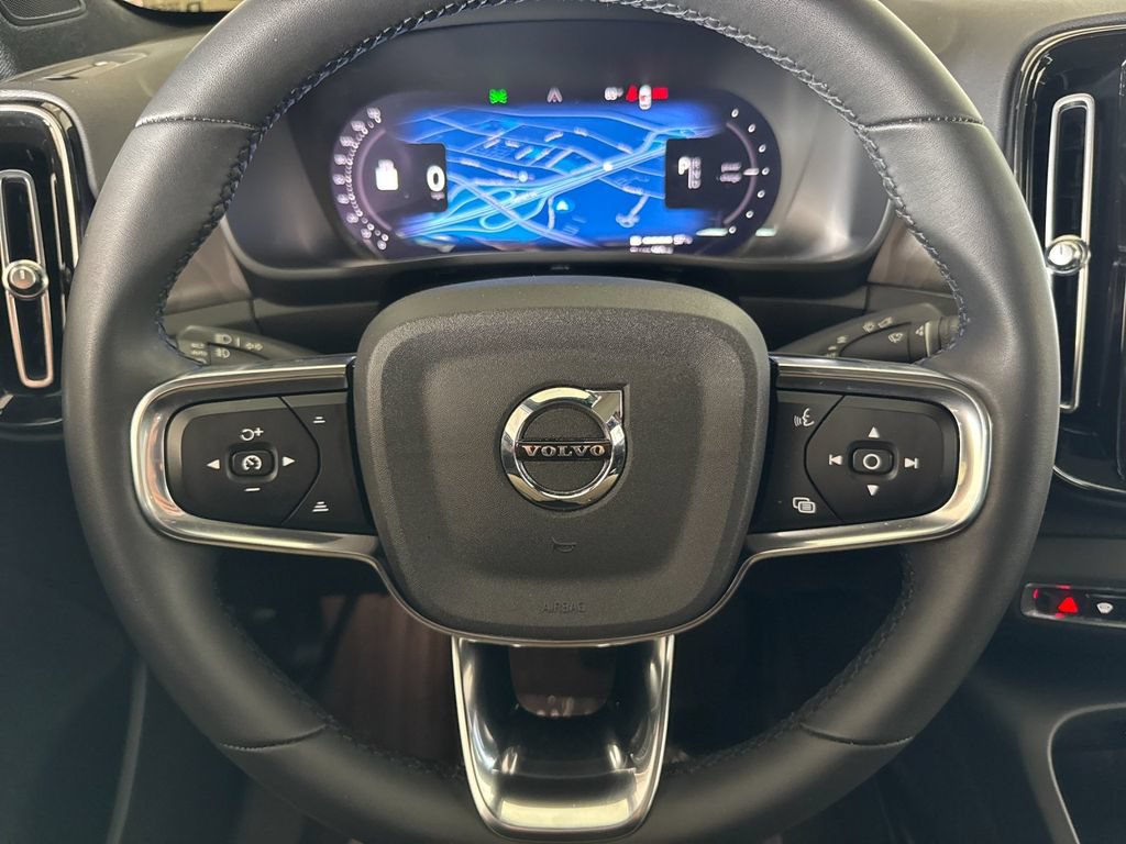 Certified 2023 Volvo C40 P8 Recharge Ultimate AWD/4WD image 22