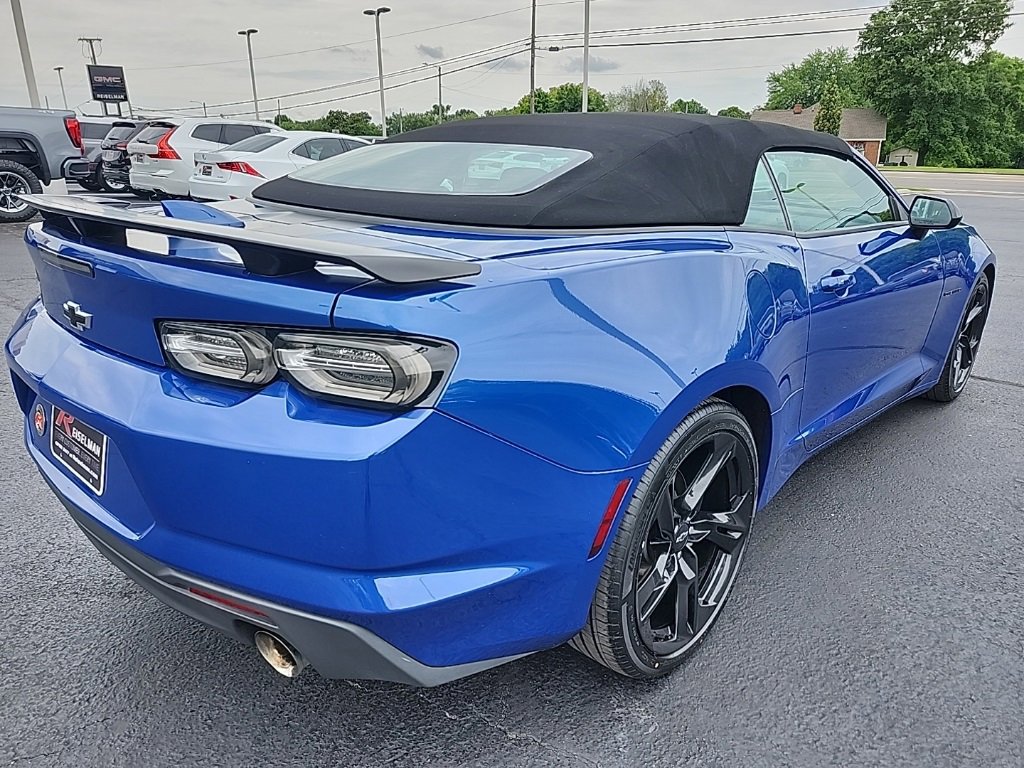 Certified 2021 Chevrolet Camaro LT image 3