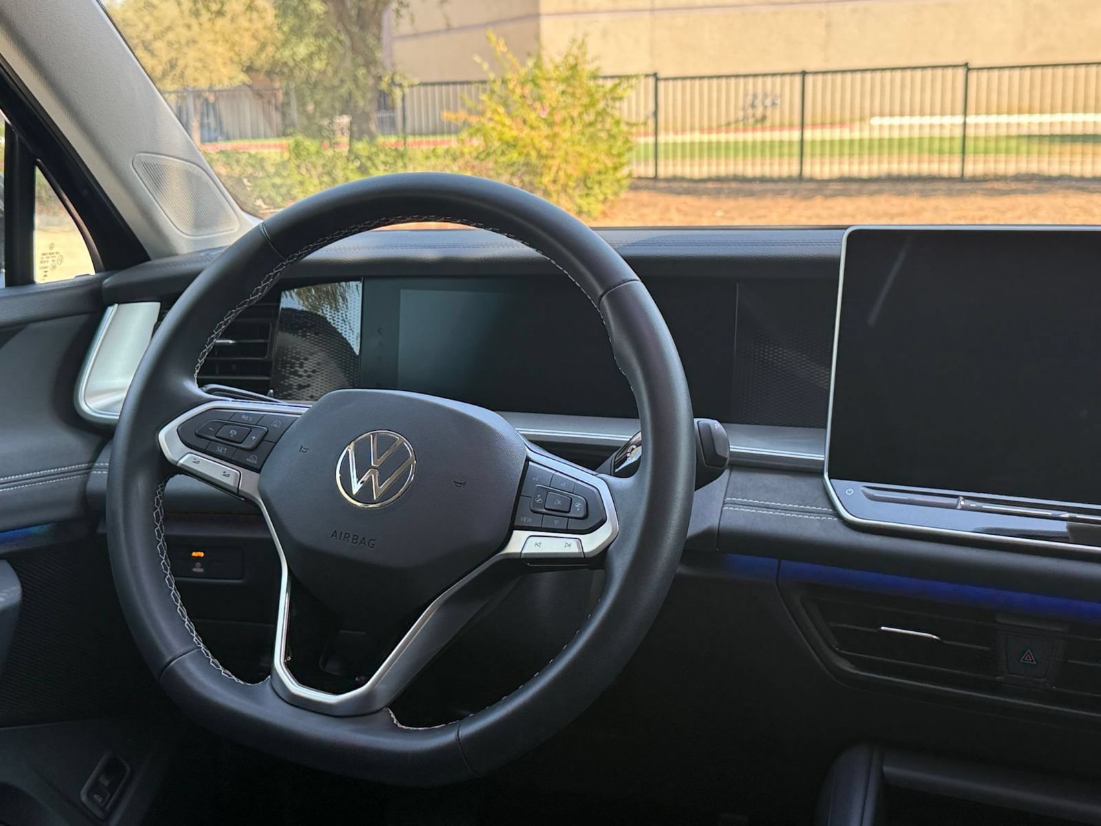 Used 2026 Volkswagen Tiguan SE AWD/4WD image 35