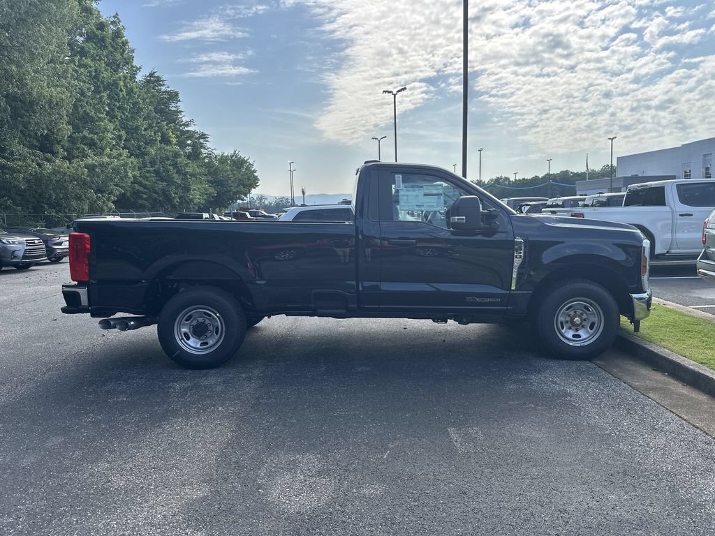 New 2025 Ford F350 XL w/ XL Driver Assist Package RWD image 21