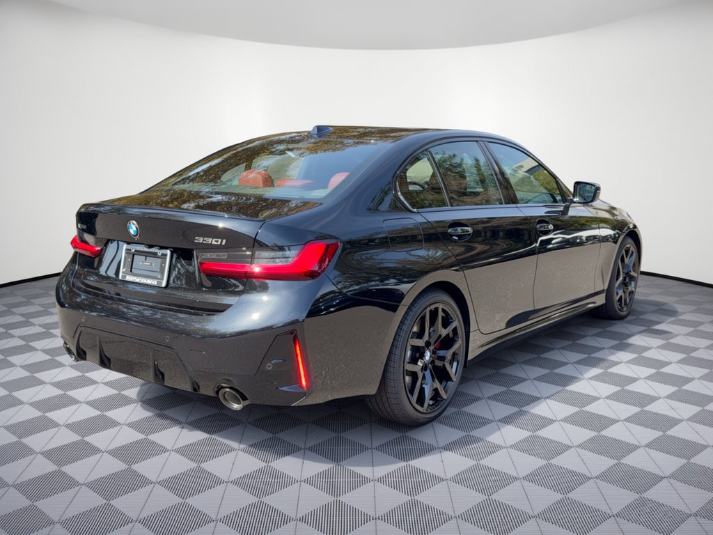 New 2026 BMW 330i xDrive Sedan w/ M Sport Package AWD/4WD image 9