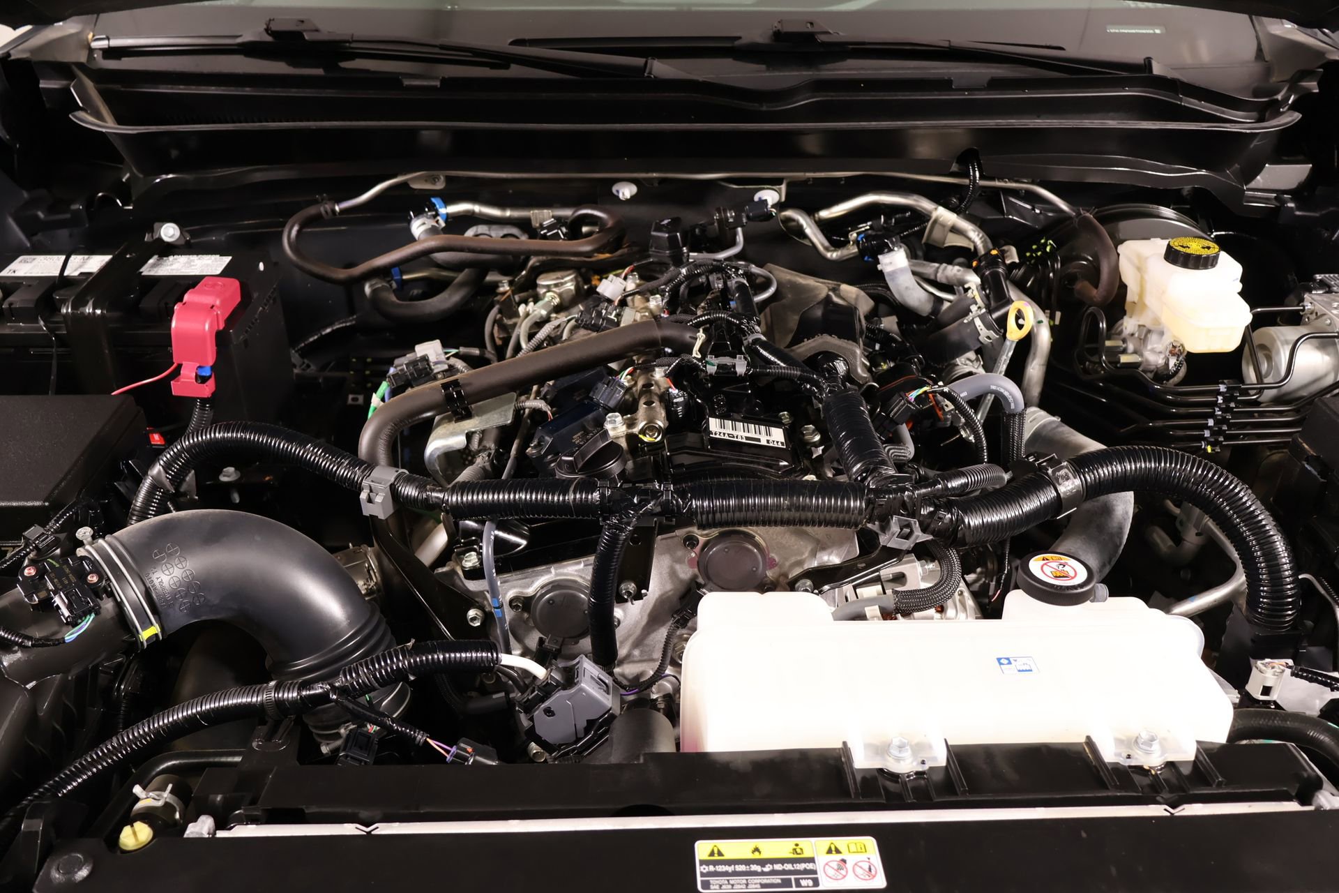 Used 2024 Toyota Tacoma SR image 18
