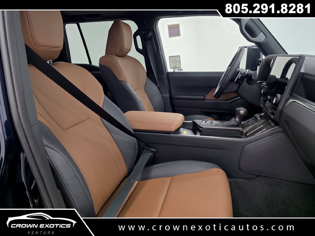 Used 2026 Lexus GX 550 w/ Cold Area Package AWD/4WD image 13