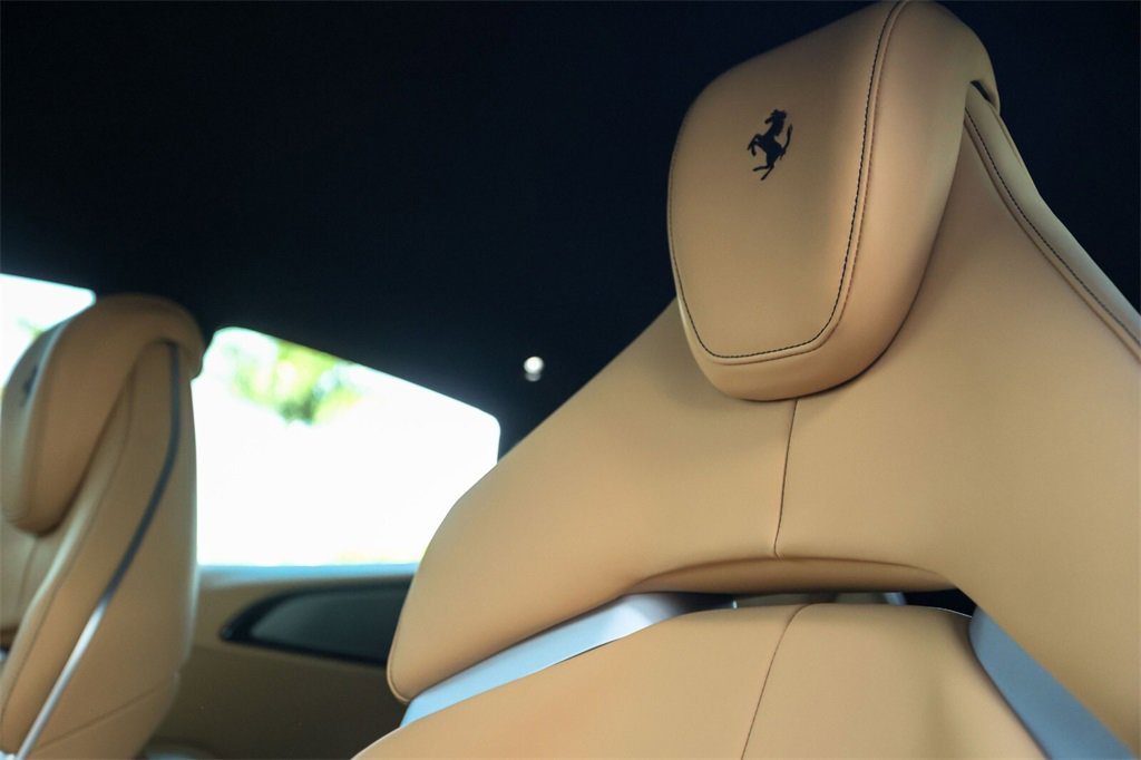 Certified 2024 Ferrari Purosangue Base image 38