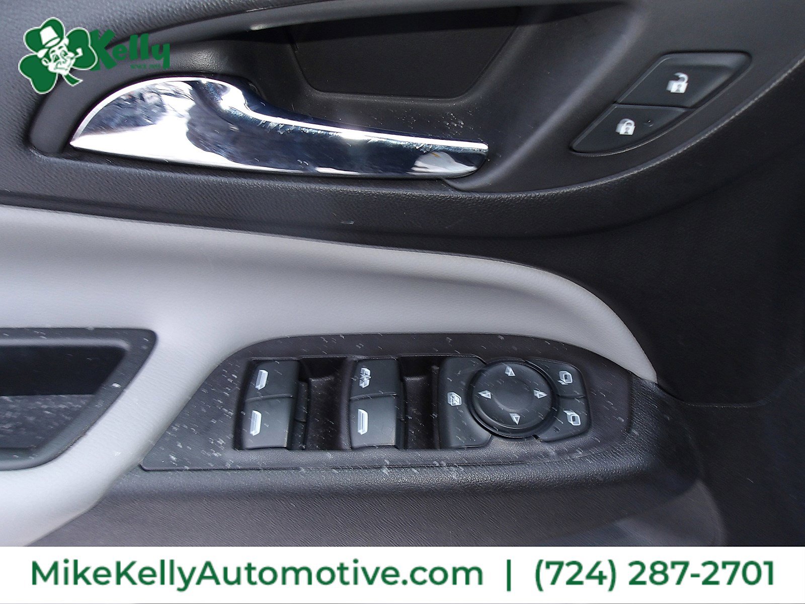 Used 2020 Chevrolet Equinox LS w/ LS Convenience Package image 15