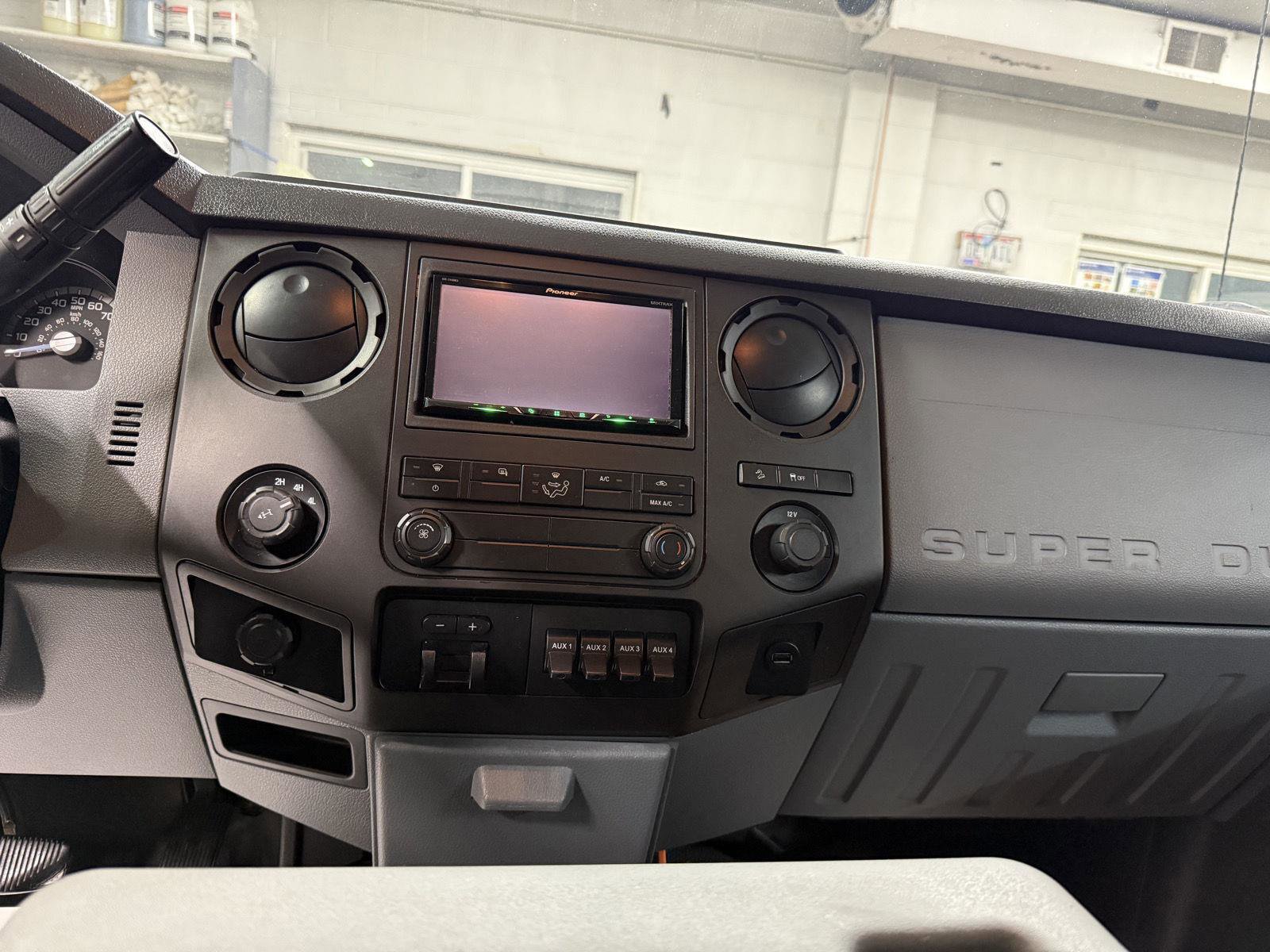 Used 2015 Ford F350 XL image 14