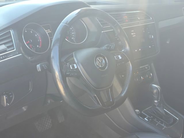 Used 2018 Volkswagen Tiguan SE FWD image 7