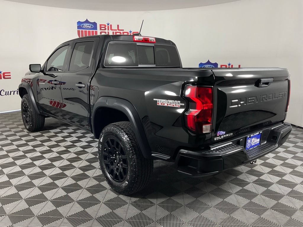 Used 2023 Chevrolet Colorado Trail Boss AWD/4WD image 5