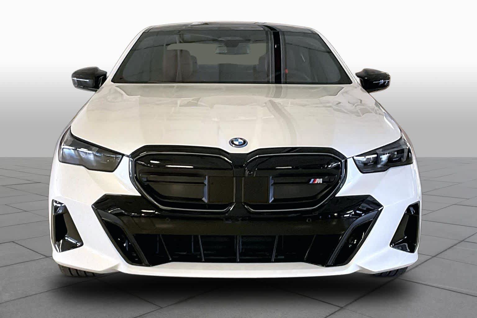 New 2026 BMW i5 M60 w/ Executive Package AWD/4WD image 3
