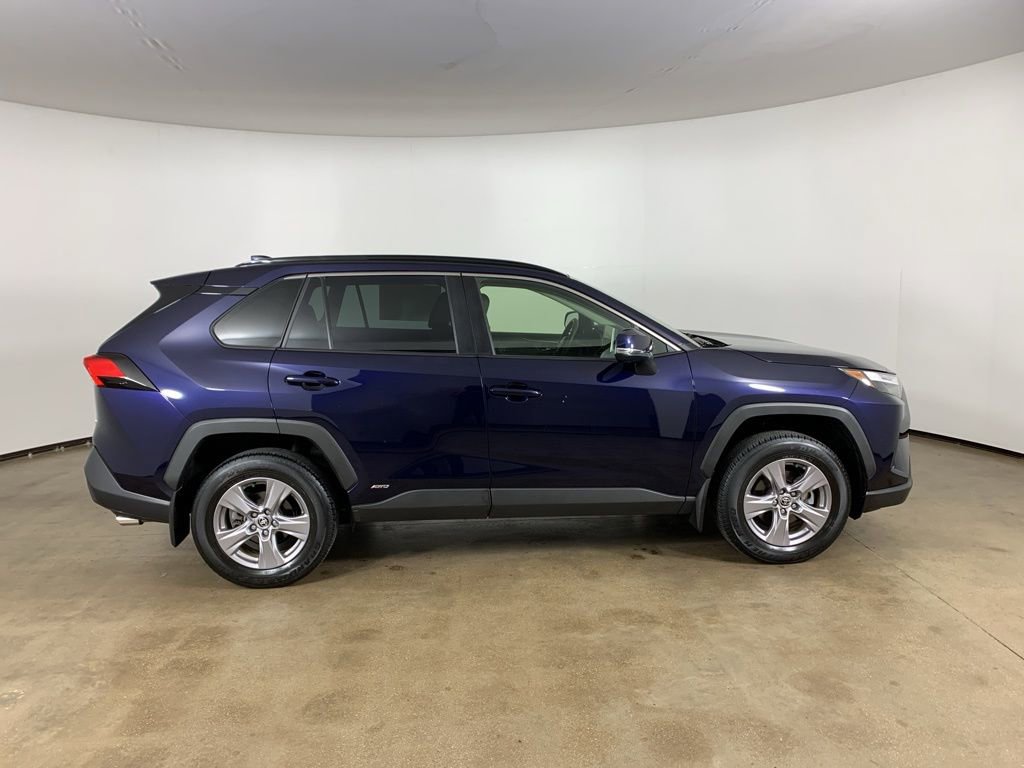 Used 2023 Toyota RAV4 XLE w/ Convenience Package AWD/4WD image 7