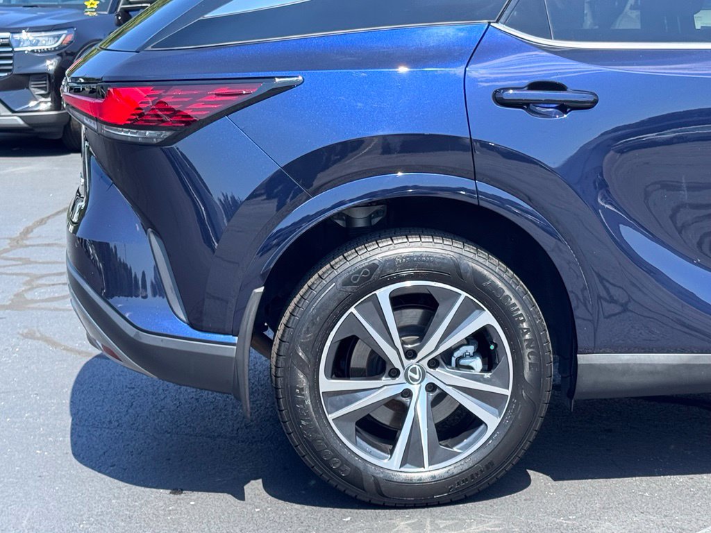 Used 2023 Lexus RX 350 Premium w/ Accessory Package (Z1) FWD image 8