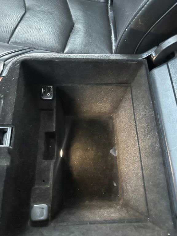 Used 2015 Cadillac Escalade ESV Luxury AWD/4WD image 26