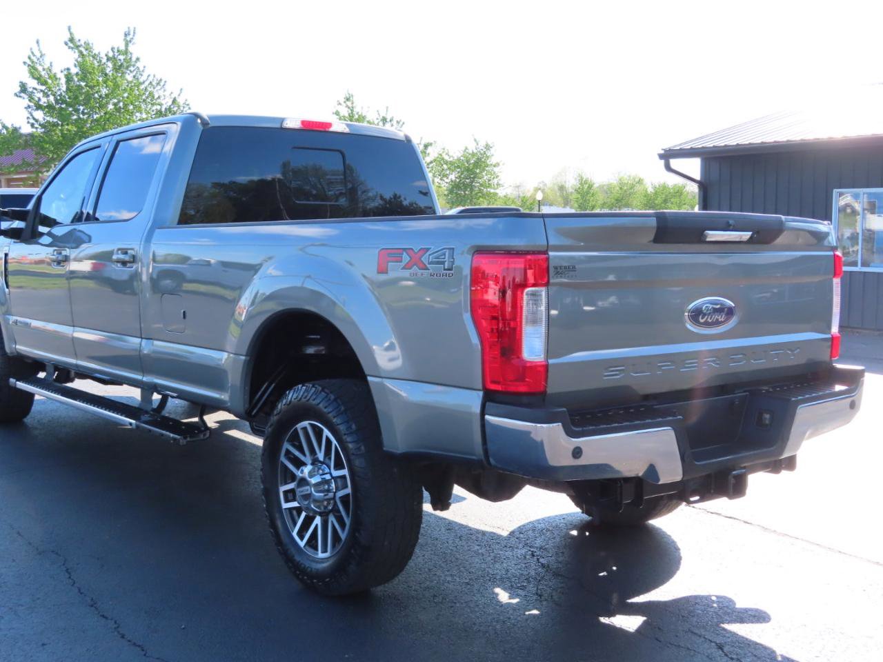 Used 2019 Ford F350 Lariat w/ Lariat Value Package image 18