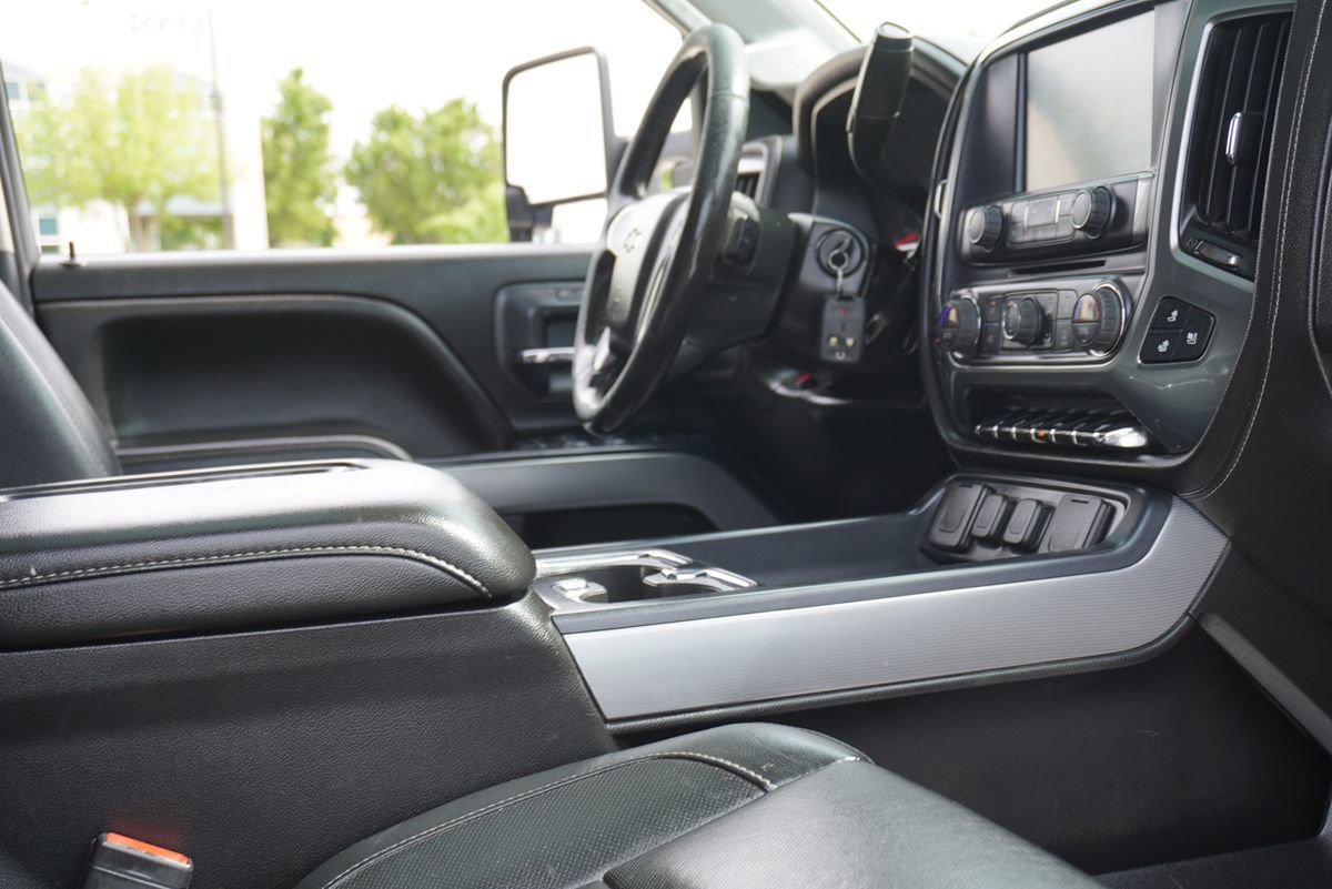 Used 2019 Chevrolet Silverado 3500 LTZ w/ Duramax Plus Package AWD/4WD image 21