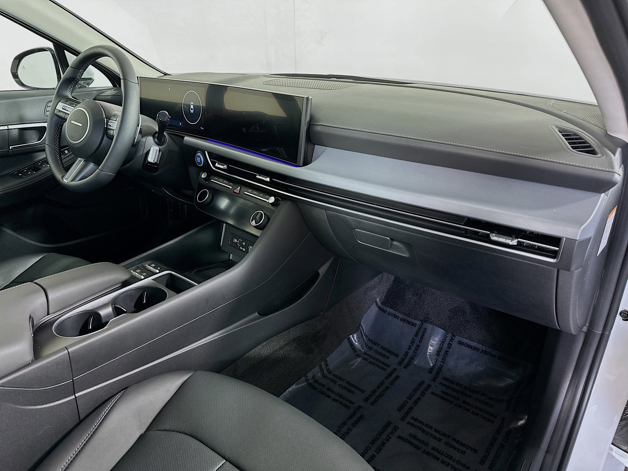 New 2025 Hyundai Sonata Limited image 30