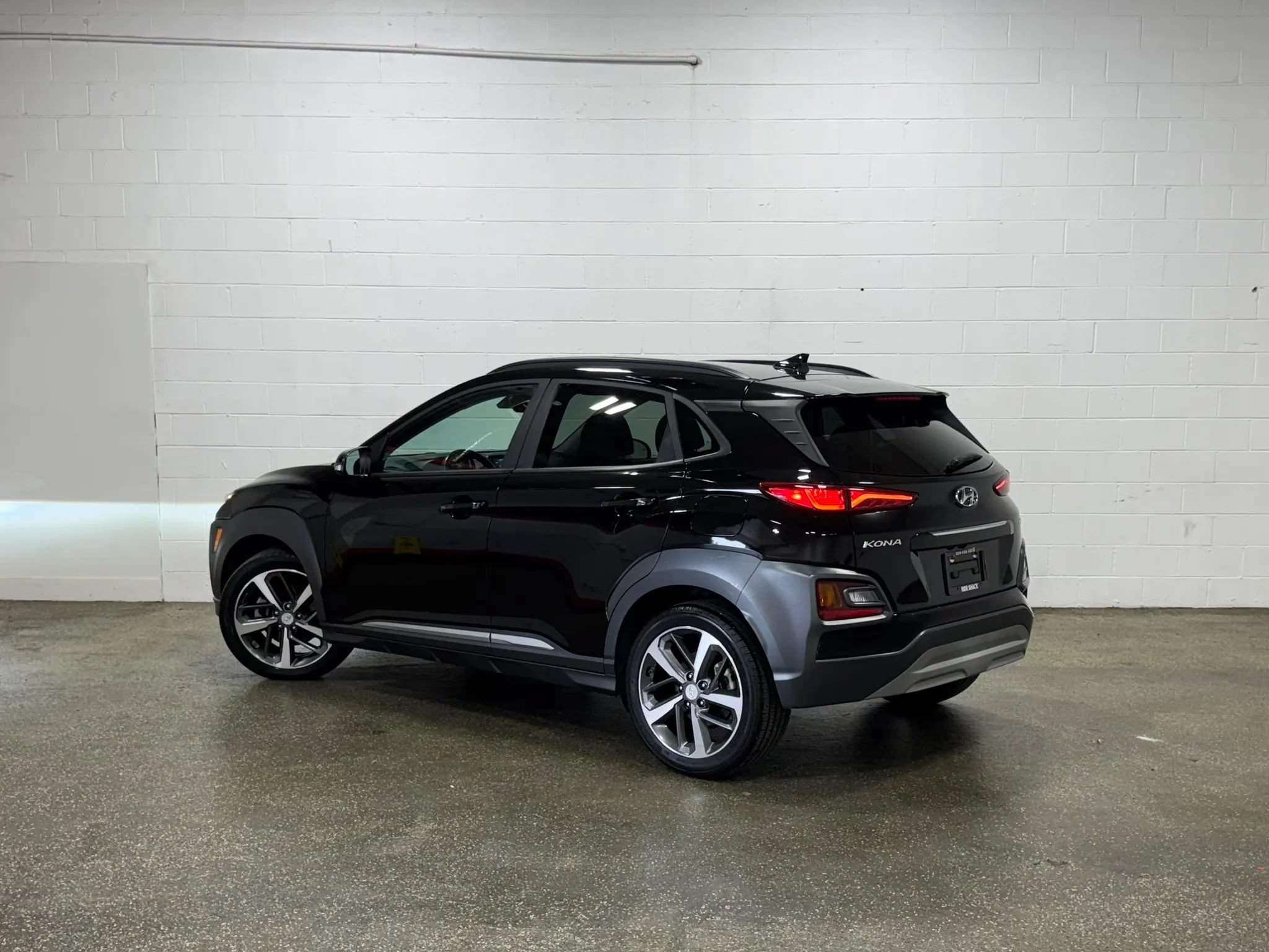 Used 2020 Hyundai Kona Limited FWD image 5